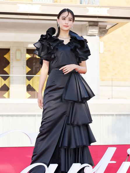 CARTIER 山本美月